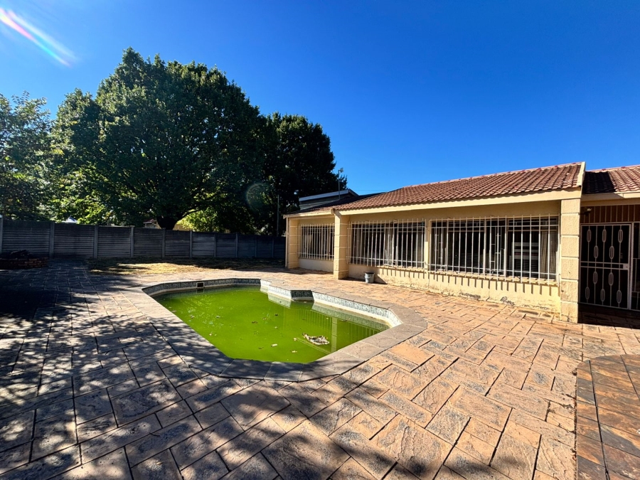 5 Bedroom Property for Sale in Sasolburg Ext 11 Free State